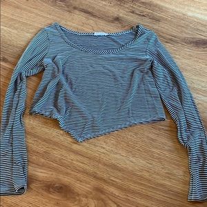 Cropped long sleeve